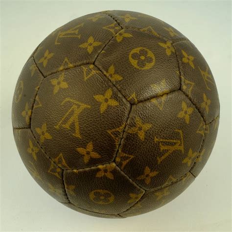 louis vuitton ball